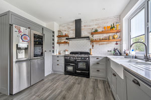 Kitchen/dining room- click for photo gallery